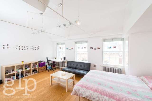  Image of Flat to rent in Wellington Street London WC2E at Wellington Street Covent Garden London, WC2E 7BD