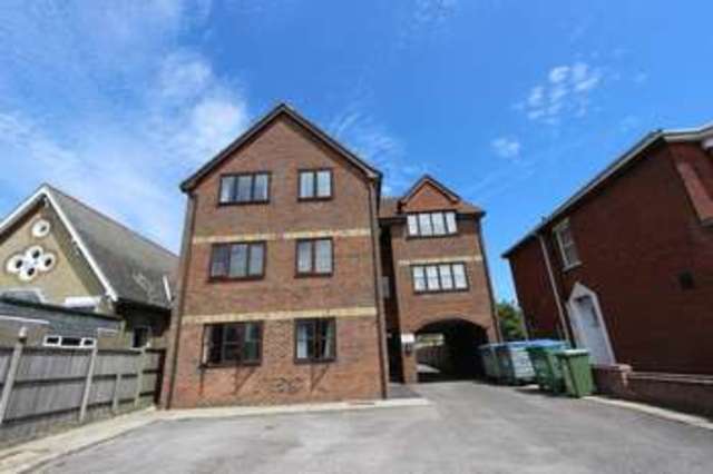  Image of 1 bedroom Flat for sale in Shirley Road Shirley Southampton SO15 at Shirley Road Shirley Southampton, SO15 3FH