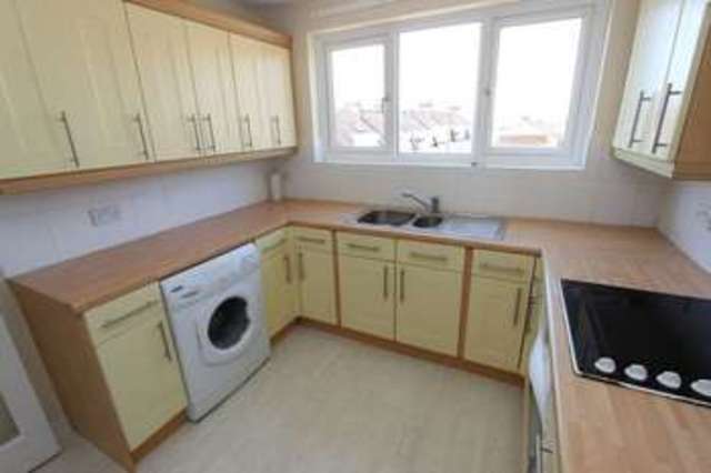  Image of 2 bedroom Flat for sale in Somerset Terrace Southampton SO15 at Somerset Terrace Shirley Southampton, SO15 3RU
