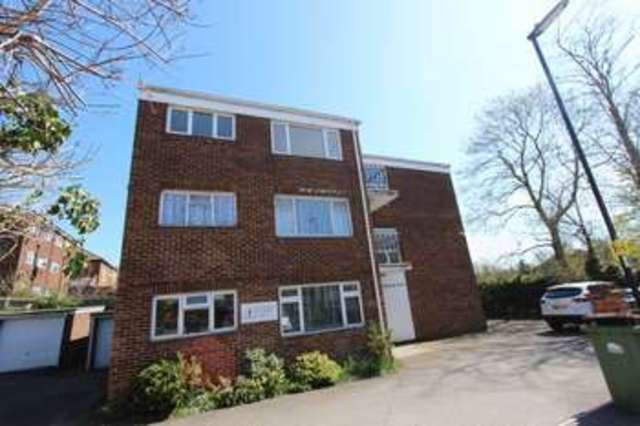  Image of 2 bedroom Flat for sale in Somerset Terrace Southampton SO15 at Somerset Terrace Shirley Southampton, SO15 3RU
