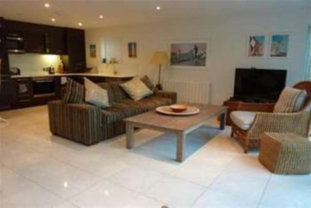  Image of 4 bedroom Detached house to rent in Shore Road Sandbanks Poole BH13 at Poole, BH13 7PJ