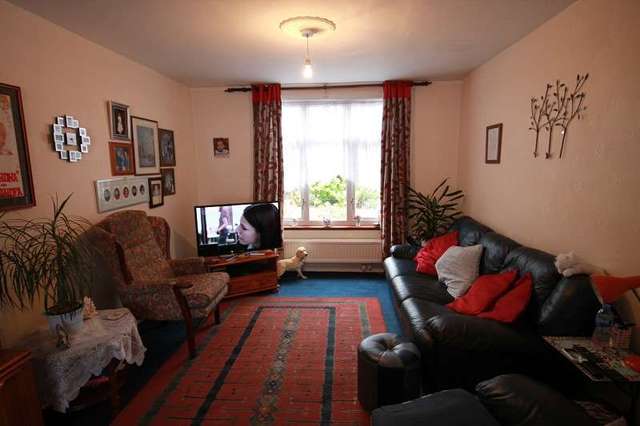  Image of 3 bedroom End of Terrace for sale in Silkstream Road Burnt Oak Edgware HA8 at Silkstream Road  Burnt Oak, HA8 0DA