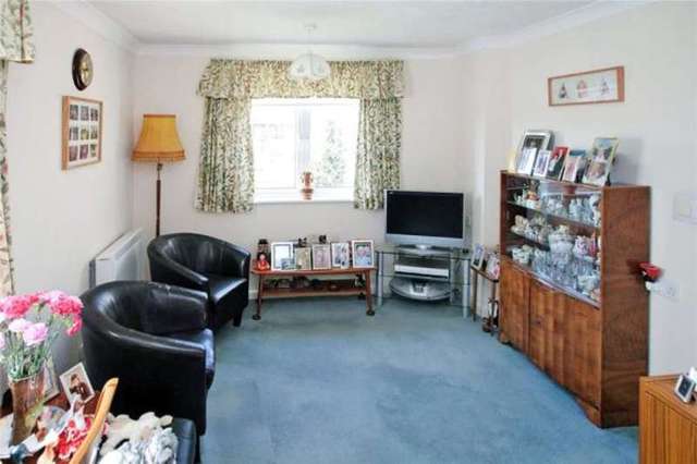  Image of 1 bedroom Retirement Property for sale in Silverwood Court Wakehurst Place Rustington Littlehampton BN16 at Wakehurst Place Rustington Rustington, BN16 3UZ