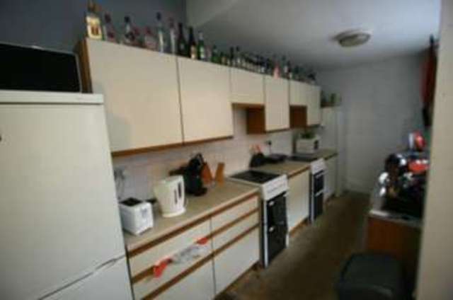 Image of 6 bedroom Terraced house for sale in Fenwick Terrace Durham DH1 at Fenwick Terrace  Durham, DH1 4JJ