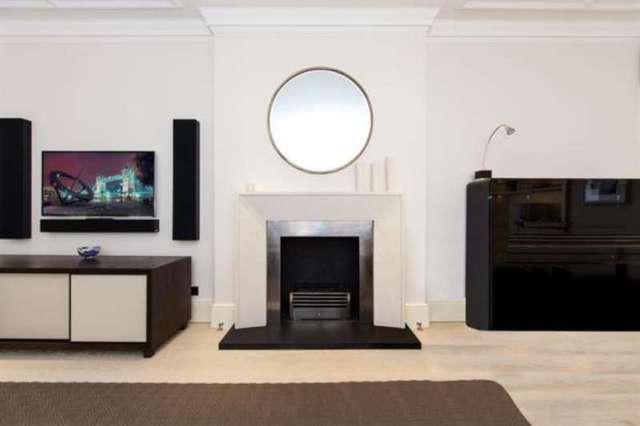  Image of 2 bedroom Flat for sale in Sloane Court West London SW3 at Chelsea London Chelsea Embankment, SW3 4TB