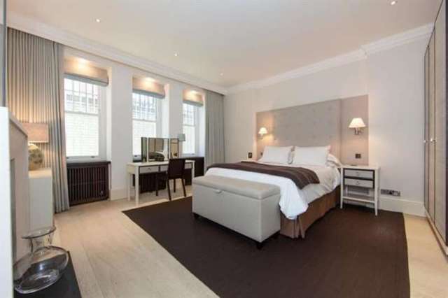  Image of 2 bedroom Flat for sale in Sloane Court West London SW3 at Chelsea London Chelsea Embankment, SW3 4TB