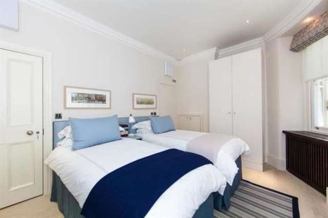  Image of 2 bedroom Flat for sale in Sloane Court West London SW3 at Chelsea London Chelsea Embankment, SW3 4TB