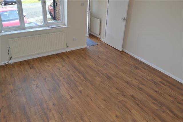  Image of 2 bedroom Maisonette to rent in South Terrace Hastings TN34 at East Sussex, TN34 1SA