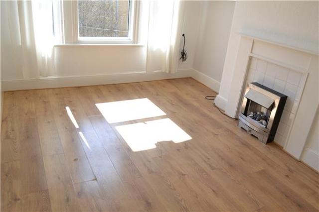  Image of 2 bedroom Maisonette to rent in South Terrace Hastings TN34 at East Sussex, TN34 1SA