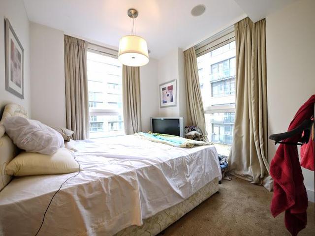  Image of 2 bedroom Flat to rent in South Wharf Road London W2 at West End Quay  London, W2 1JB