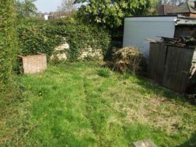  Image of 2 bedroom Maisonette for sale in Appleton Road Southampton SO18 at Southampton Hampshire Swaythling, SO18 1LA