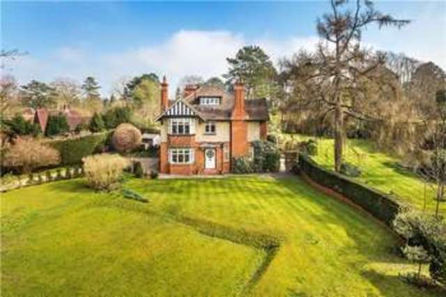  Image of 6 bedroom Detached house for sale in Southdown Road Woldingham Caterham CR3 at Woldingham Surrey Woldingham, CR3 7DP