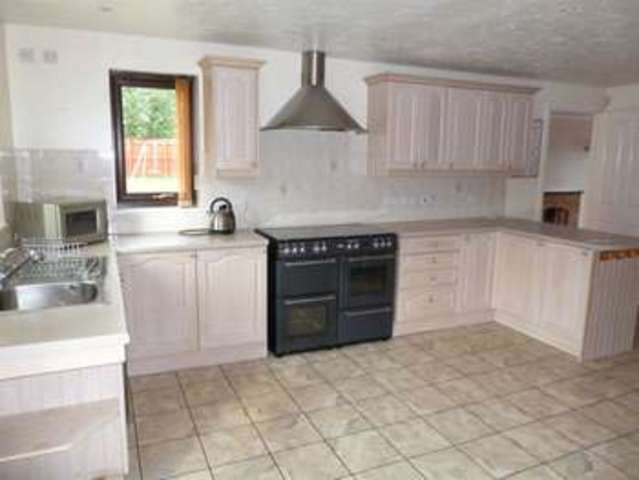  Image of 5 bedroom Detached house to rent in Winston Close Spencers Wood Reading RG7 at Spencers Wood Reading Reading, RG7 1DW