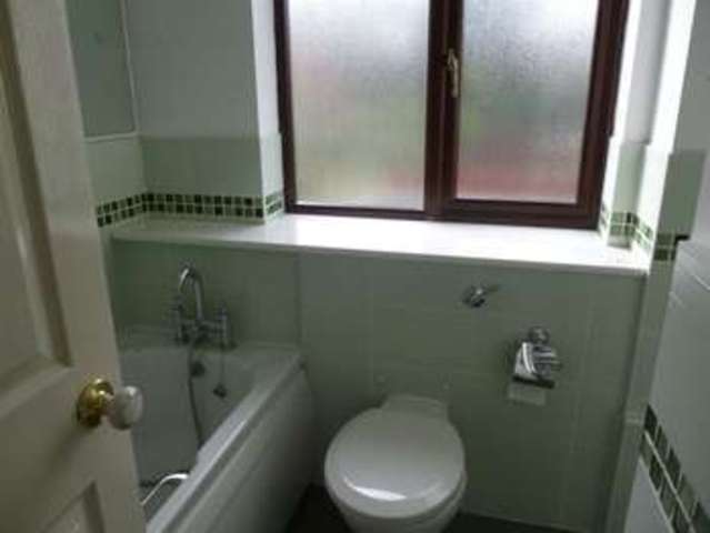  Image of 5 bedroom Detached house to rent in Winston Close Spencers Wood Reading RG7 at Spencers Wood Reading Reading, RG7 1DW