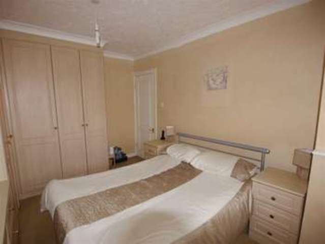  Image of 3 bedroom Property for sale in Spring Valley Croft Bramley Leeds LS13 at Spring Valley Croft Leeds Leeds, LS13 4RP