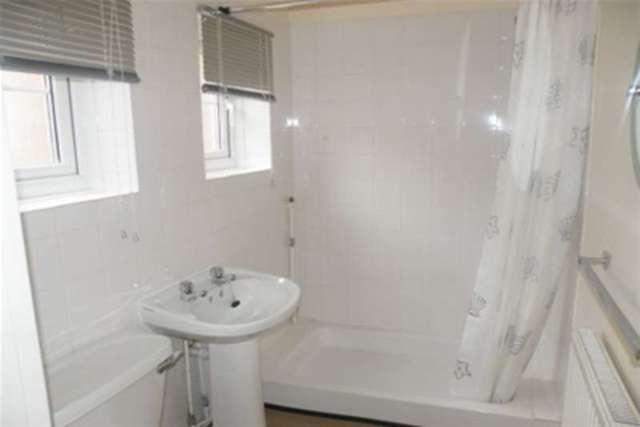  Image of 2 bedroom Detached house to rent in St. Andrews Road Bedford MK40 at Bedford, MK40 2LW