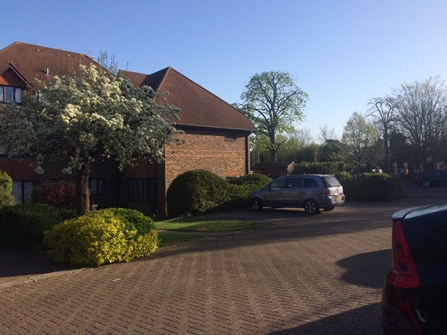  Image of 1 bedroom Flat to rent in Cheam Road Sutton SM1 at The Mount, St. James Road  Sutton, SM1 2BD