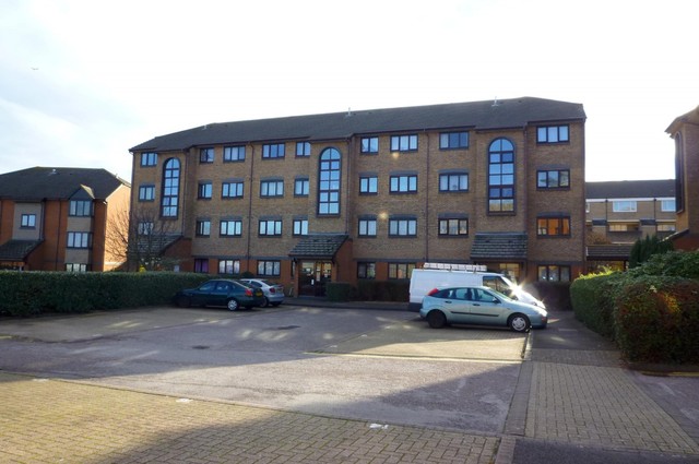  Image of 1 bedroom Flat to rent in King Street Gosport PO12 at King Street Gosport, PO12 1AW
