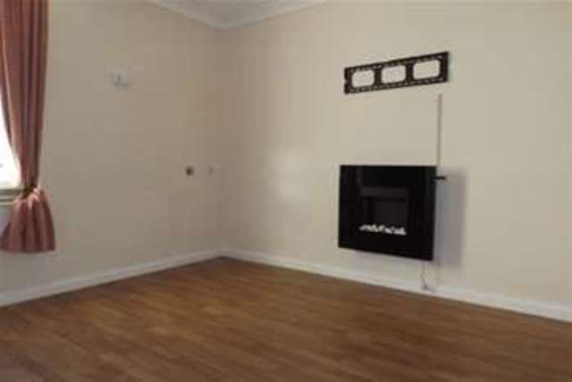  Image of 1 bedroom Flat to rent in St. Pauls Mews Shepton Mallet BA4 at Shepton Mallet, BA4 5BN