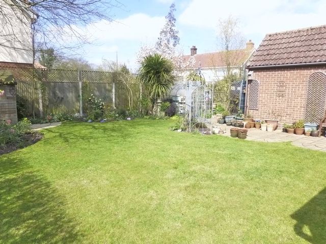  Image of 4 bedroom Detached house for sale in Lower Staithe Road Stalham Norwich NR12 at Lower Staithe Road Stalham Norwich, NR12 9BU