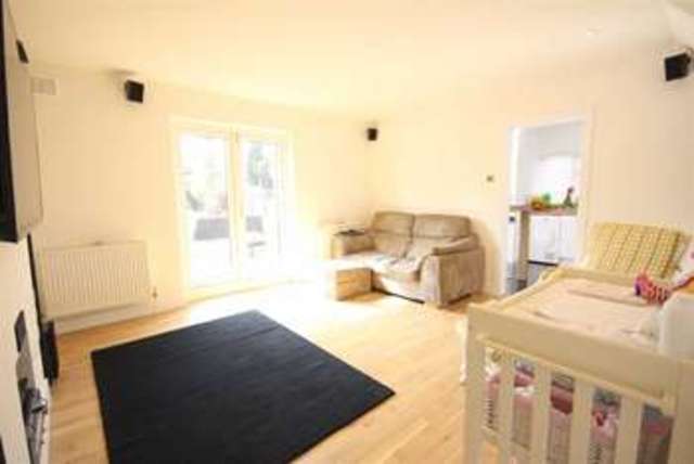  Image of 3 bedroom Property for sale in Station Road Cowley Uxbridge UB8 at Station Road Cowley Cowley, UB8 3AA