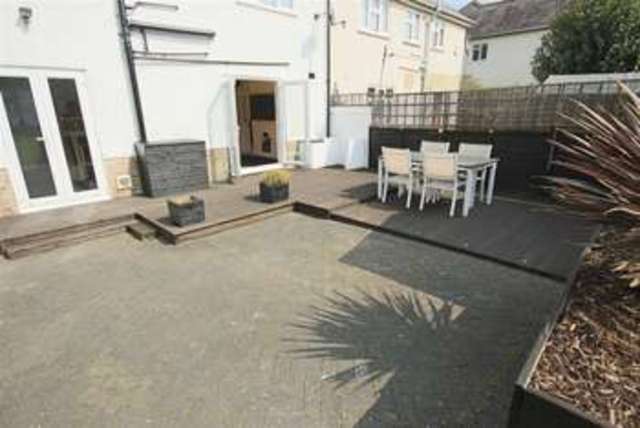  Image of 3 bedroom Property for sale in Station Road Cowley Uxbridge UB8 at Station Road Cowley Cowley, UB8 3AA