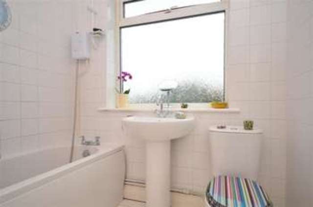  Image of 2 bedroom Terraced house for sale in Station Road Whitstable CT5 at Whitstable Kent Whitstable, CT5 1LG