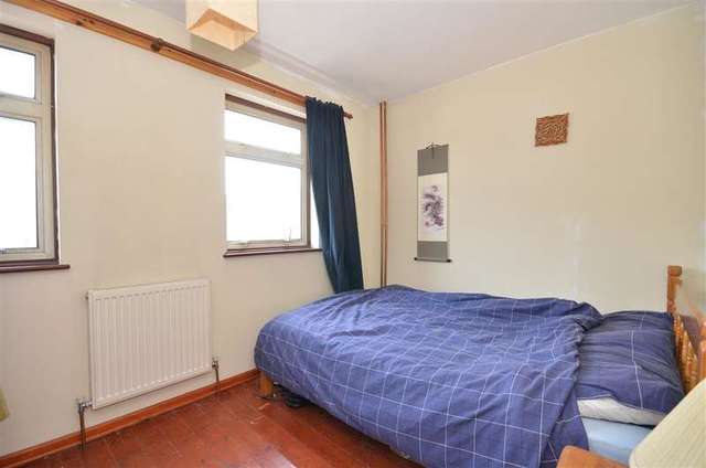  Image of 3 bedroom Town House for sale in Steerforth Close Portsmouth PO2 at Portsmouth Hampshire Portsmouth, PO2 7HE