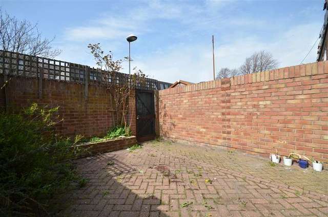  Image of 3 bedroom Town House for sale in Steerforth Close Portsmouth PO2 at Portsmouth Hampshire Portsmouth, PO2 7HE