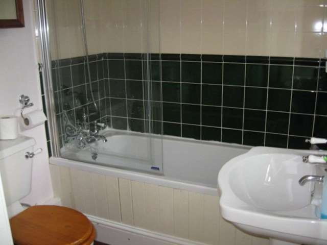  Image of 2 bedroom Cottage to rent in North Street Stilton Peterborough PE7 at North Street Stilton Peterborough, PE7 3RP