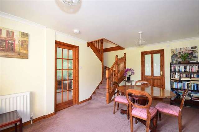  Image of 5 bedroom Detached house for sale in Stourmouth Stourmouth Canterbury CT3 at Canterbury Kent Canterbury, CT3 1HT