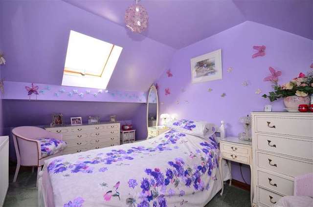  Image of 5 bedroom Detached house for sale in Stourmouth Stourmouth Canterbury CT3 at Canterbury Kent Canterbury, CT3 1HT