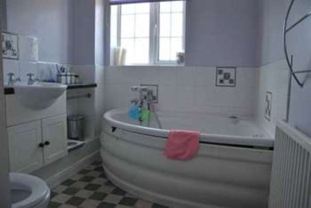  Image of 4 bedroom Semi-Detached house for sale in Copse Avenue Swindon SN1 at Swindon Wilts Swindon, SN1 2QG