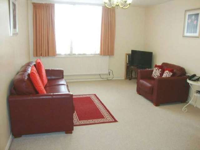  Image of 4 bedroom Flat for sale in Stuart Road London NW6 at Stuart Road  Maida Vale, NW6 5LS