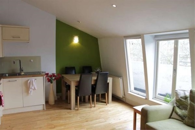  Image of 2 bedroom Flat to rent in Sussex Gardens London W2 at LANCASTER GATE, W2 3UA
