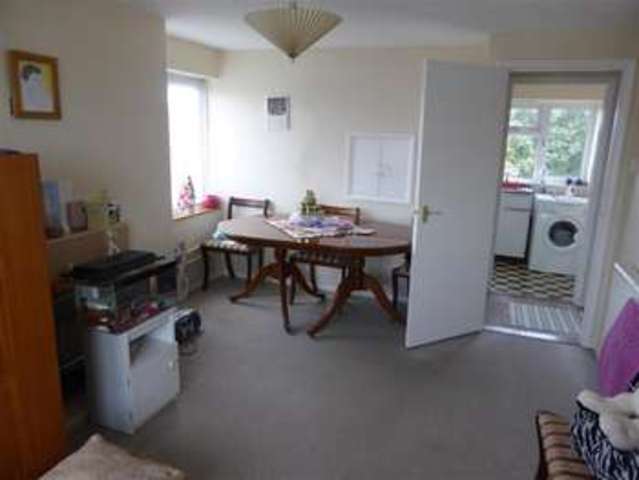  Image of 1 bedroom Flat for sale in Swalecliffe Court Drive Whitstable CT5 at Whitstable Kent Whitstable, CT5 2NF