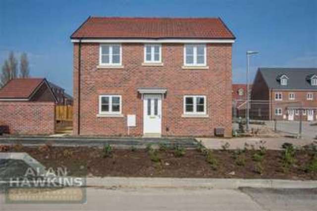  Image of 3 bedroom Property for sale in Longleaze Wootton Bassett Swindon SN4 at Longleaze Swindon Swindon, SN4 8AX