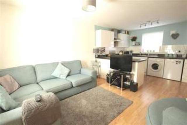  Image of 3 bedroom Property for sale in Swindon SN1 at Ravensdale Swindon Swindon, SN1 7AN