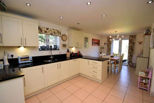  Image of 4 bedroom Detached house for sale in Sykes Gardens Upper Basildon Reading RG8 at Upper Basildon, RG8 8AH