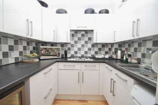  Image of Detached house to rent in East Avenue Bournemouth BH3 at East Avenue  Bournemouth, BH3 7DB