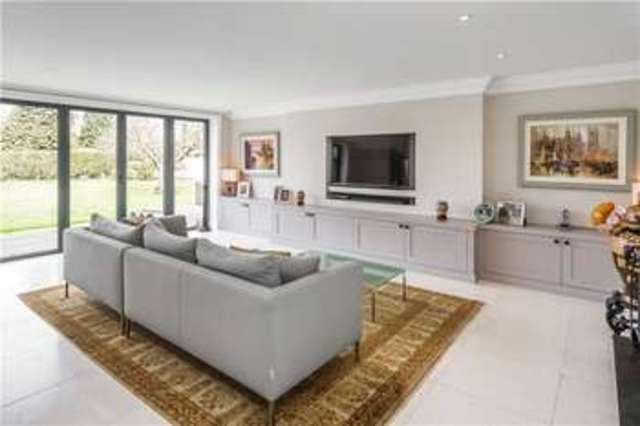  Image of 5 bedroom Detached house for sale in Tandridge Road Warlingham CR6 at Warlingham Surrey Warlingham, CR6 9LS