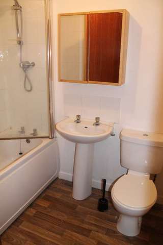  Image of 2 bedroom Flat to rent in Ferguslie Walk Paisley PA1 at Tannahill Court (  Paisley, PA1 2RQ