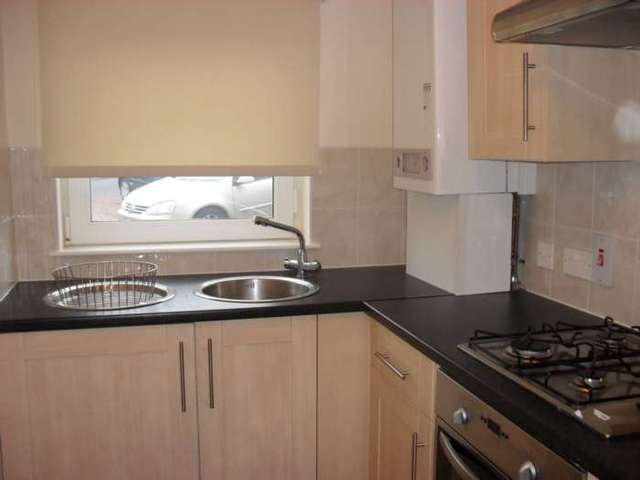  Image of 2 bedroom Flat to rent in Ferguslie Walk Paisley PA1 at Tannahill Court, Ferguslie Walk (  Paisley, PA1 2RQ