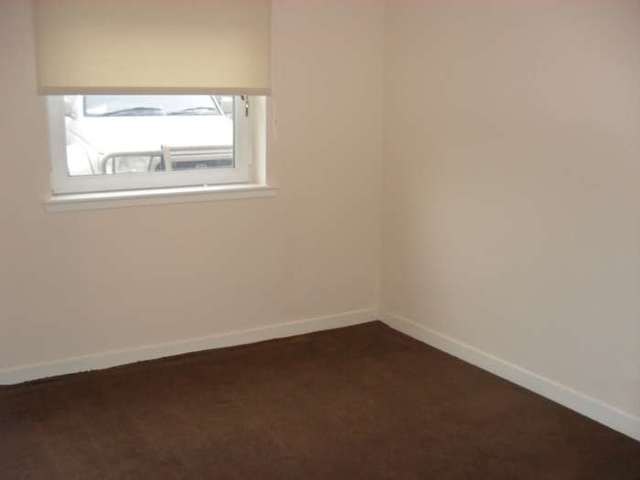  Image of 2 bedroom Flat to rent in Ferguslie Walk Paisley PA1 at Tannahill Court, Ferguslie Walk (  Paisley, PA1 2RQ