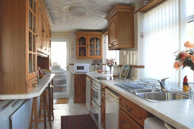  Image of 2 bedroom Property for sale in Tanybryn Penrhiwceiber Mountain Ash CF45 at Tanybryn Bungalows Mountain Ash Mountain Ash, CF45 3UJ