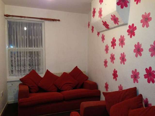  Image of 2 bedroom Detached house to rent in Tat Bank Road Oldbury B68 at Tat Bank Road  Oldbury, B68 8NP
