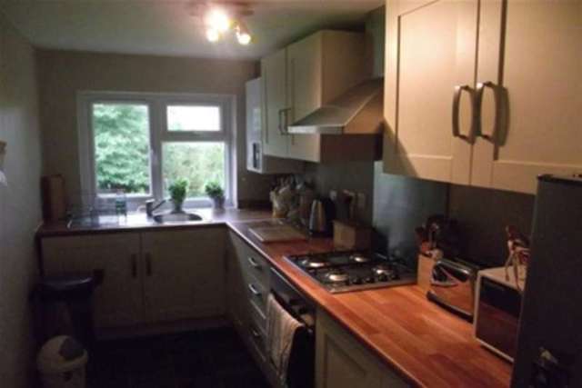  Image of 2 bedroom Maisonette to rent in Tates Road Hythe Southampton SO45 at Southampton, SO45 6GN