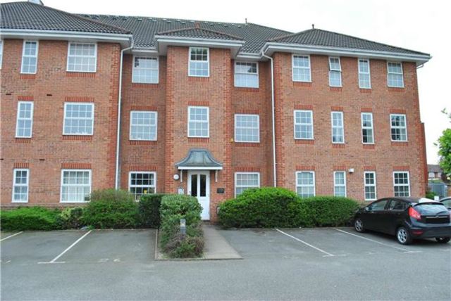  Image of 2 bedroom Flat for sale in Tavern Close Carshalton SM5 at Surrey, SM5 1JE