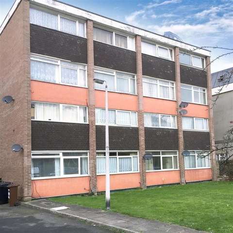  Image of 2 bedroom Maisonette for sale in Tavistock Road Croydon CR0 at Croydon Surrey Croydon, CR0 2AL