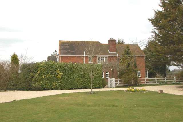  Image of 4 bedroom Detached house for sale in High Street Tetsworth Thame OX9 at High Street Tetsworth Thame, OX9 7AT